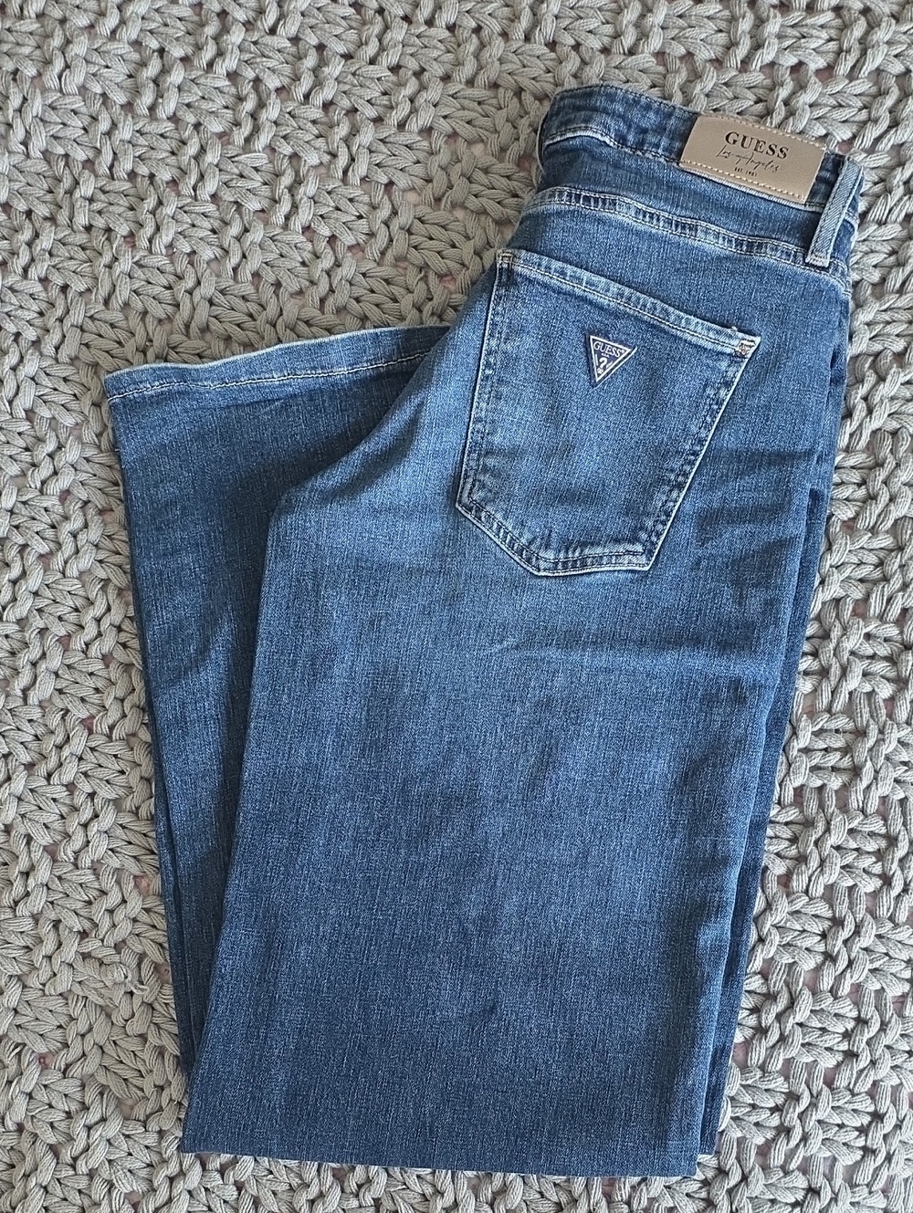 GUESS Womens Medium Blue Straight-Leg Jeans